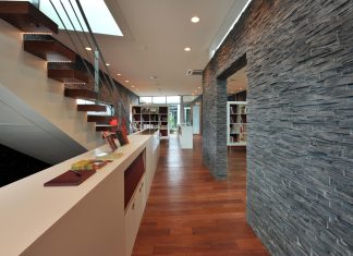 mongui maduro library Curacao